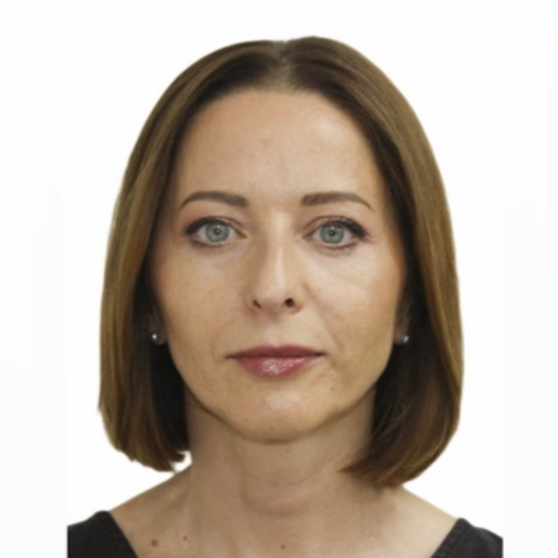 Элина Тихонова